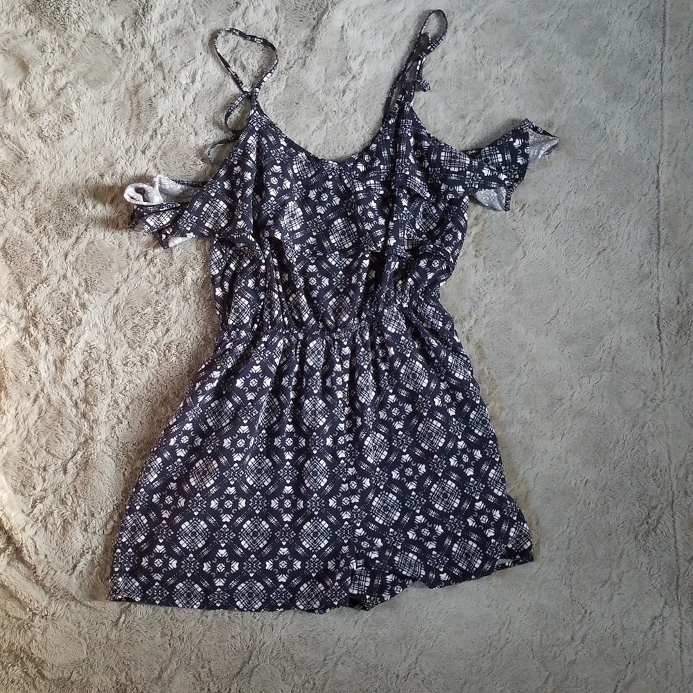 Ruffeld sleeve Romper